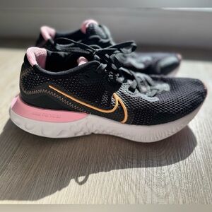 Nike Renew 7